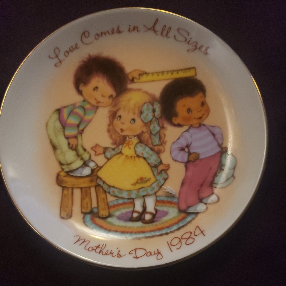 Avon Vintage Mother's day plate 1984